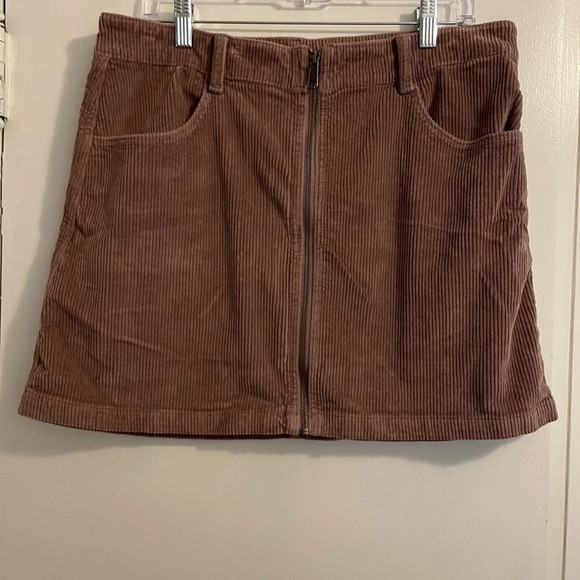American Eagle Pink Super Stretch Super Hi Rise A line Corduroy Mini Skirt Sz 14 - Picture 1 of 12